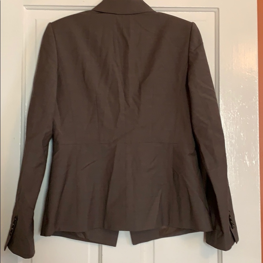Blazer - Picture 4 of 5